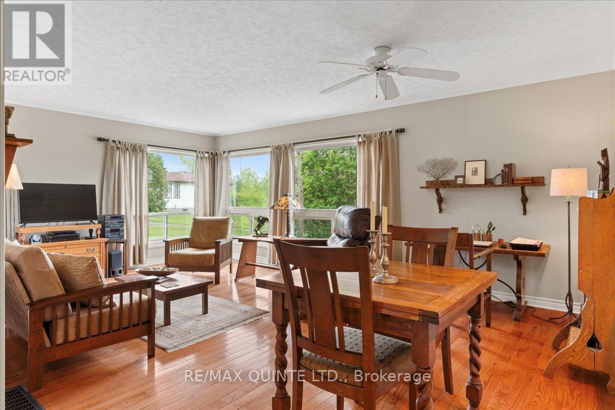 404 Bridge Street W, Belleville, Ontario  K8N 4Z2 - Photo 34 - X12441864