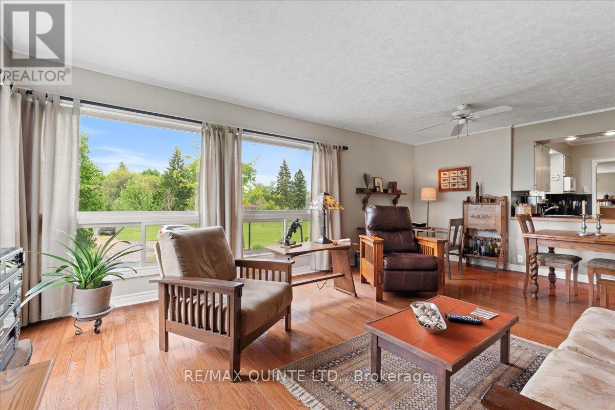 404 Bridge Street W, Belleville, Ontario  K8N 4Z2 - Photo 40 - X12441864