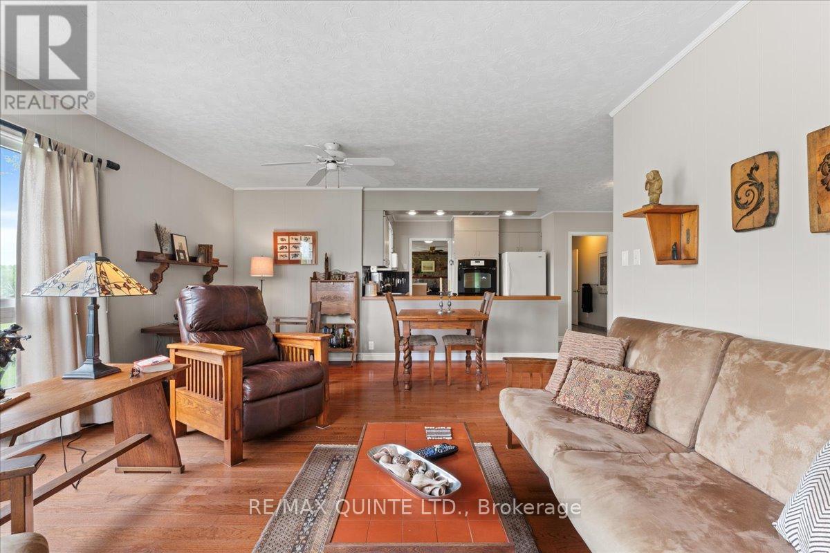 404 Bridge Street W, Belleville, Ontario  K8N 4Z2 - Photo 41 - X12441864