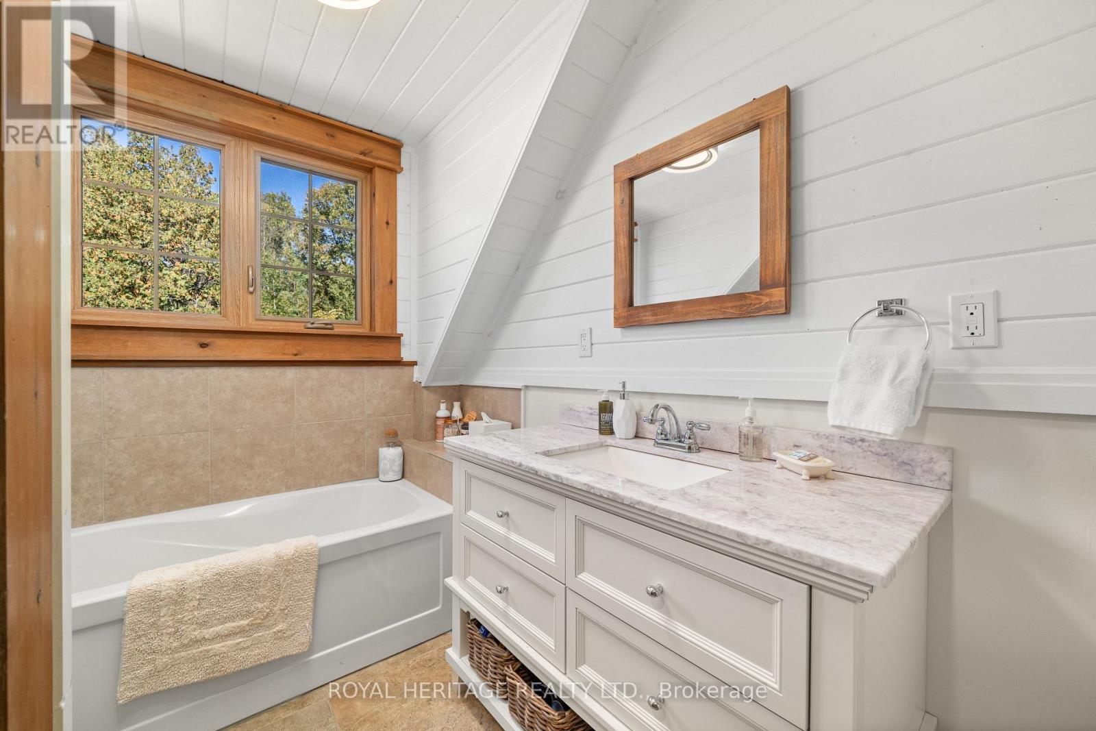 714 Sills Road, Centre Hastings, Ontario  K0K 3E0 - Photo 19 - X12442425