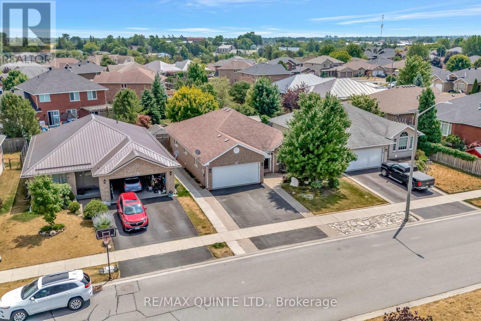7 Chestnut Drive, Belleville, Ontario  K8N 0M9 - Photo 2 - X12442853