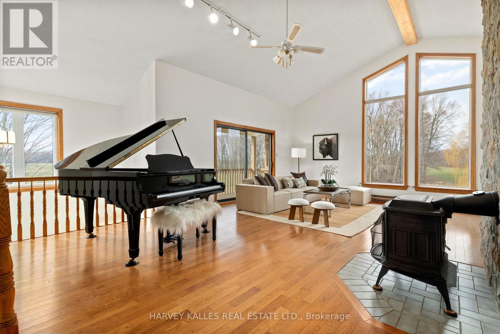 1015 COUNTY 2 ROAD, Prince Edward County, Ontario