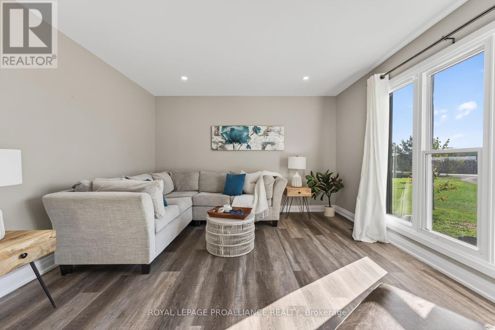 1282 County Road 5, Quinte West, Ontario  K0K 2C0 - Photo 10 - X12443040