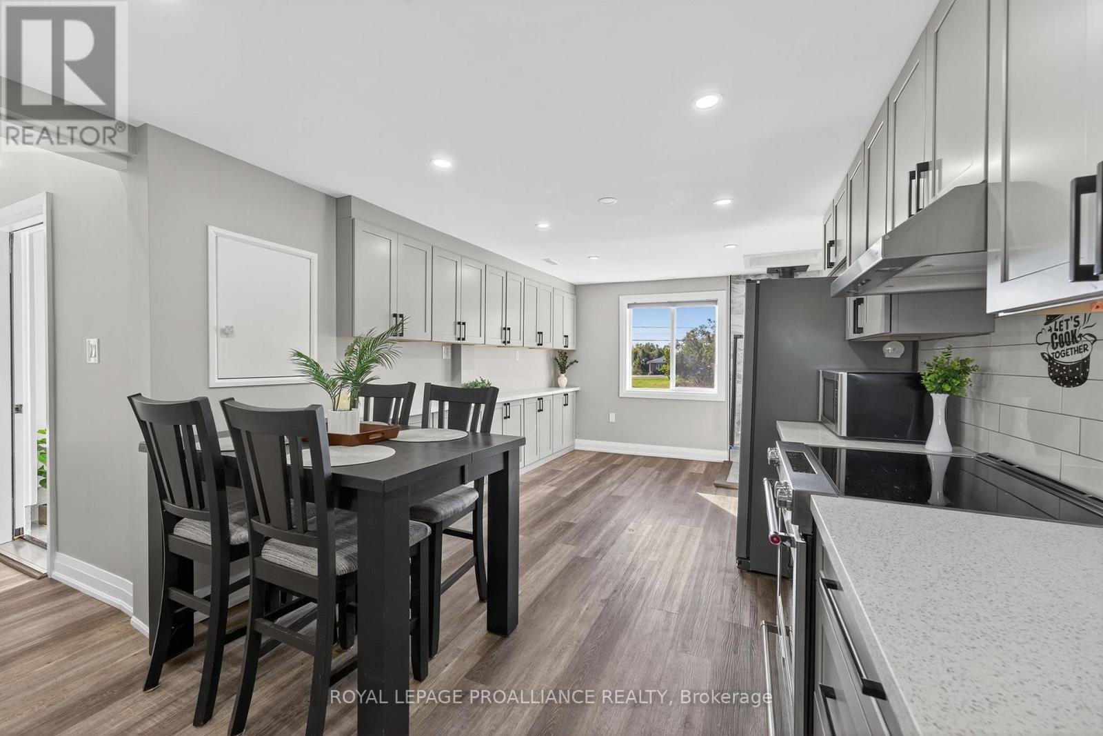 1282 County Road 5, Quinte West, Ontario  K0K 2C0 - Photo 12 - X12443040