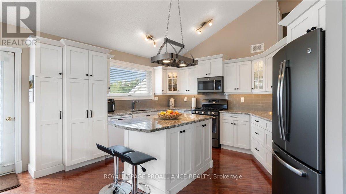 256 Edward Street, Stirling-Rawdon, Ontario  K0K 3E0 - Photo 10 - X12443217