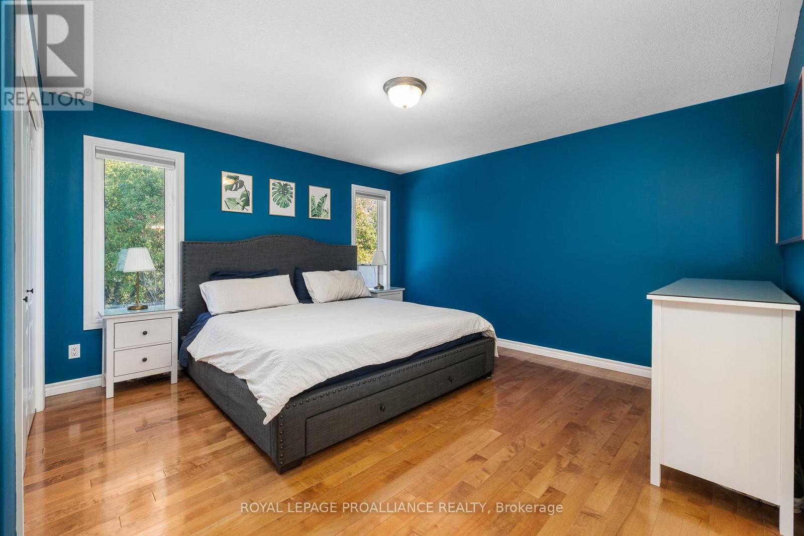 16 Kyle Court, Quinte West, Ontario  K0K 2C0 - Photo 15 - X12443241