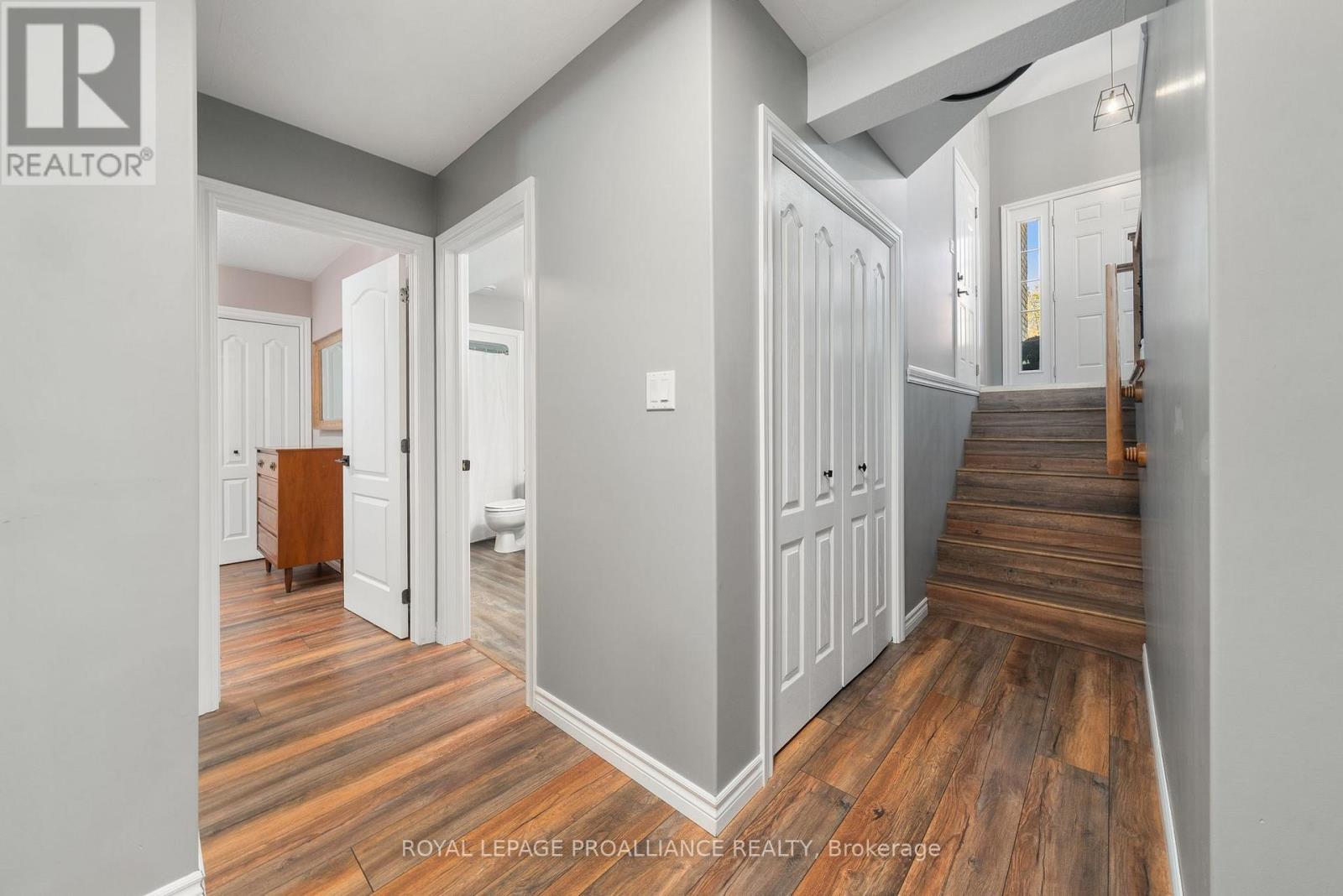 16 Kyle Court, Quinte West, Ontario  K0K 2C0 - Photo 20 - X12443241