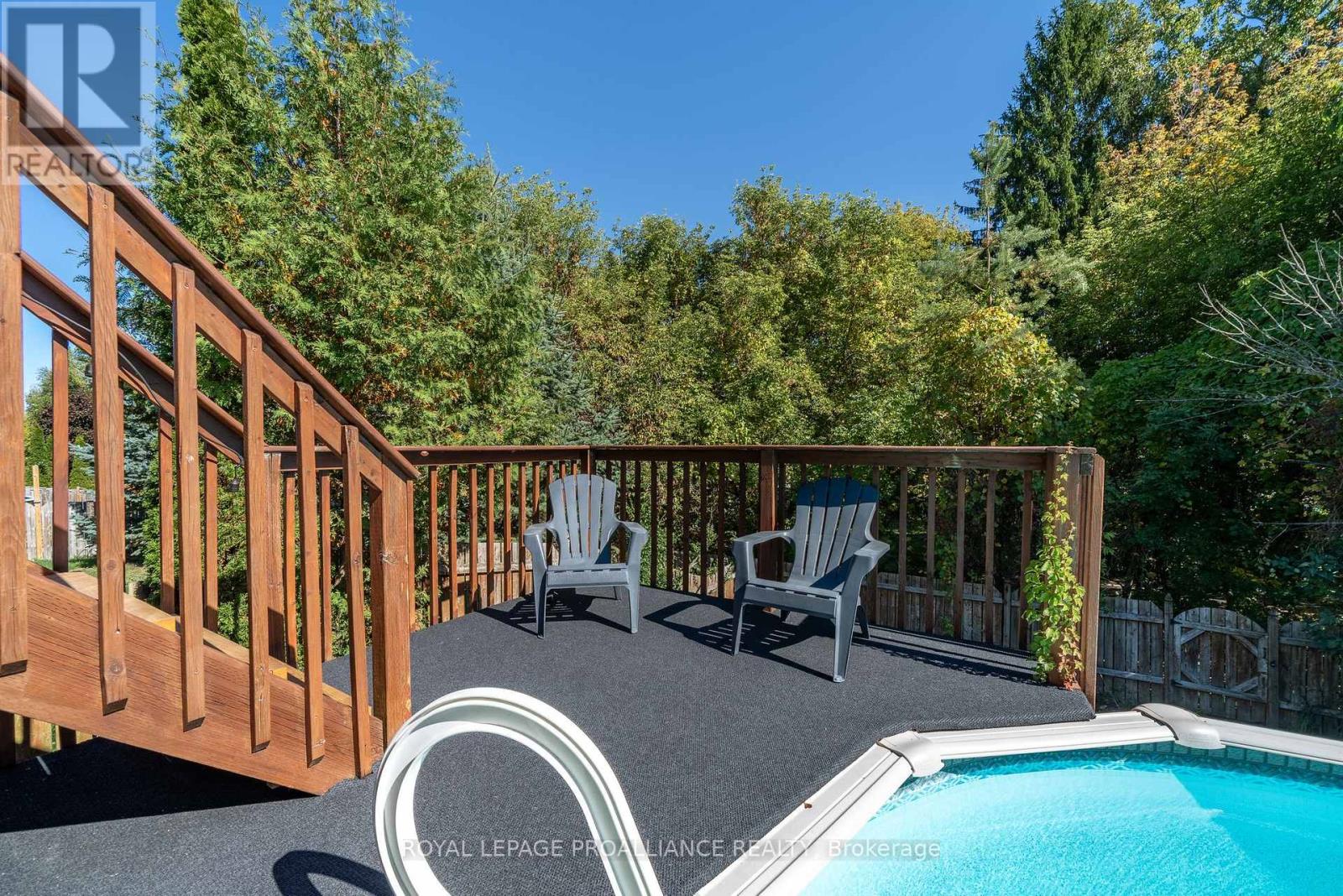 16 Kyle Court, Quinte West, Ontario  K0K 2C0 - Photo 36 - X12443241