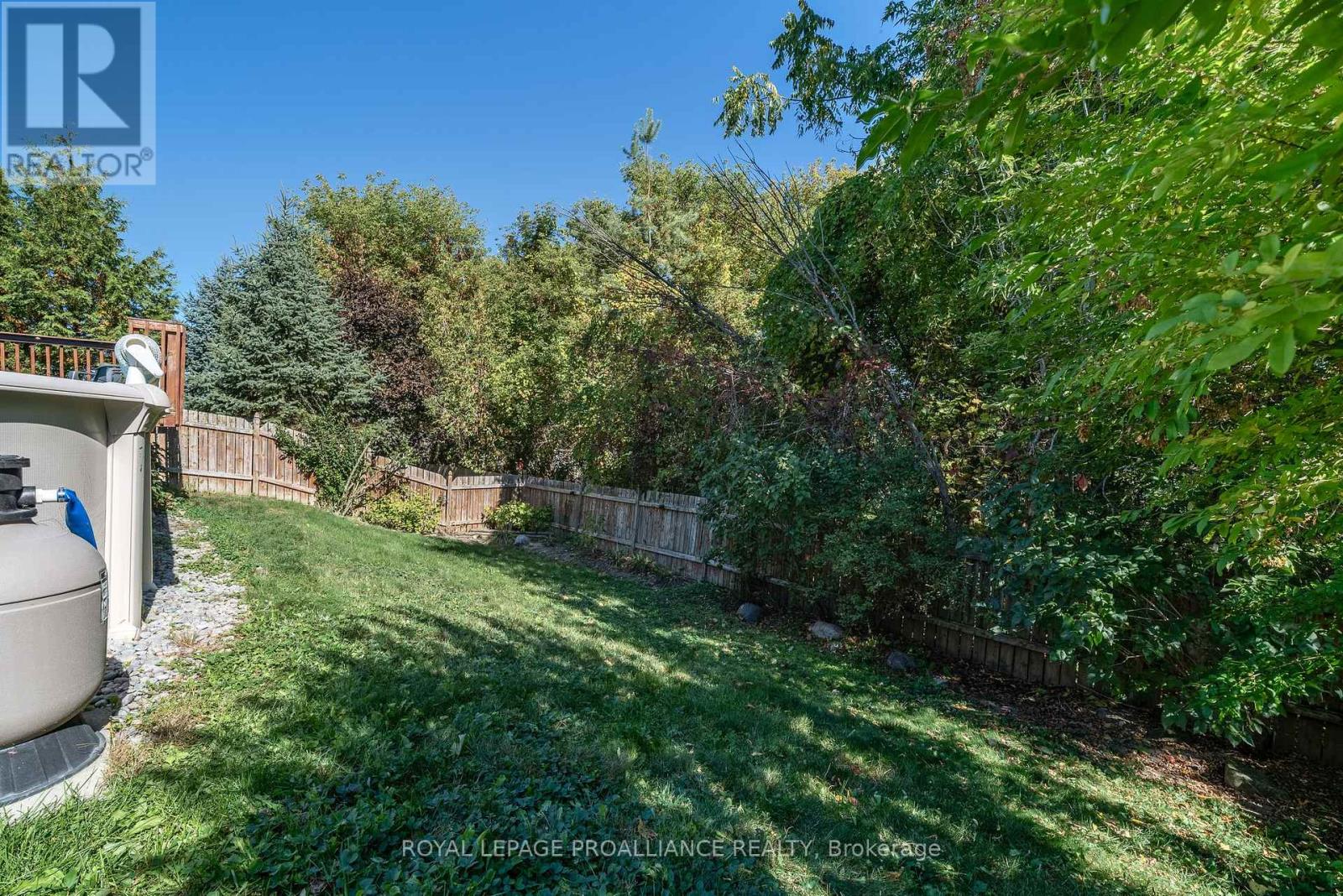 16 Kyle Court, Quinte West, Ontario  K0K 2C0 - Photo 42 - X12443241