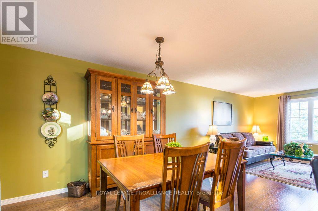79 Duncan Street, Centre Hastings, Ontario  K0K 2K0 - Photo 14 - X12443342