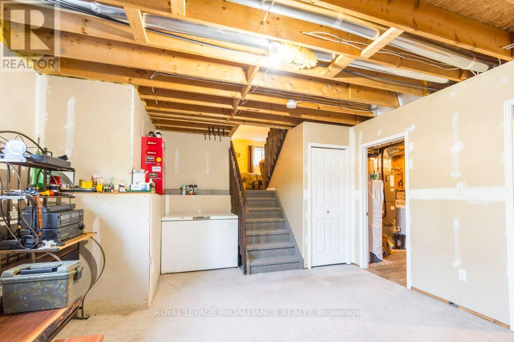 79 Duncan Street, Centre Hastings, Ontario  K0K 2K0 - Photo 28 - X12443342