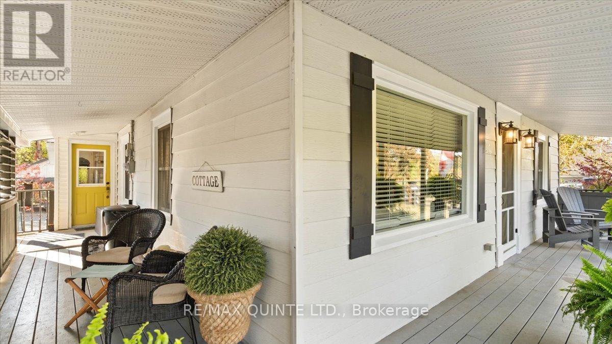 107 Ashley Street, Belleville, Ontario  K0K 2B0 - Photo 14 - X12443998