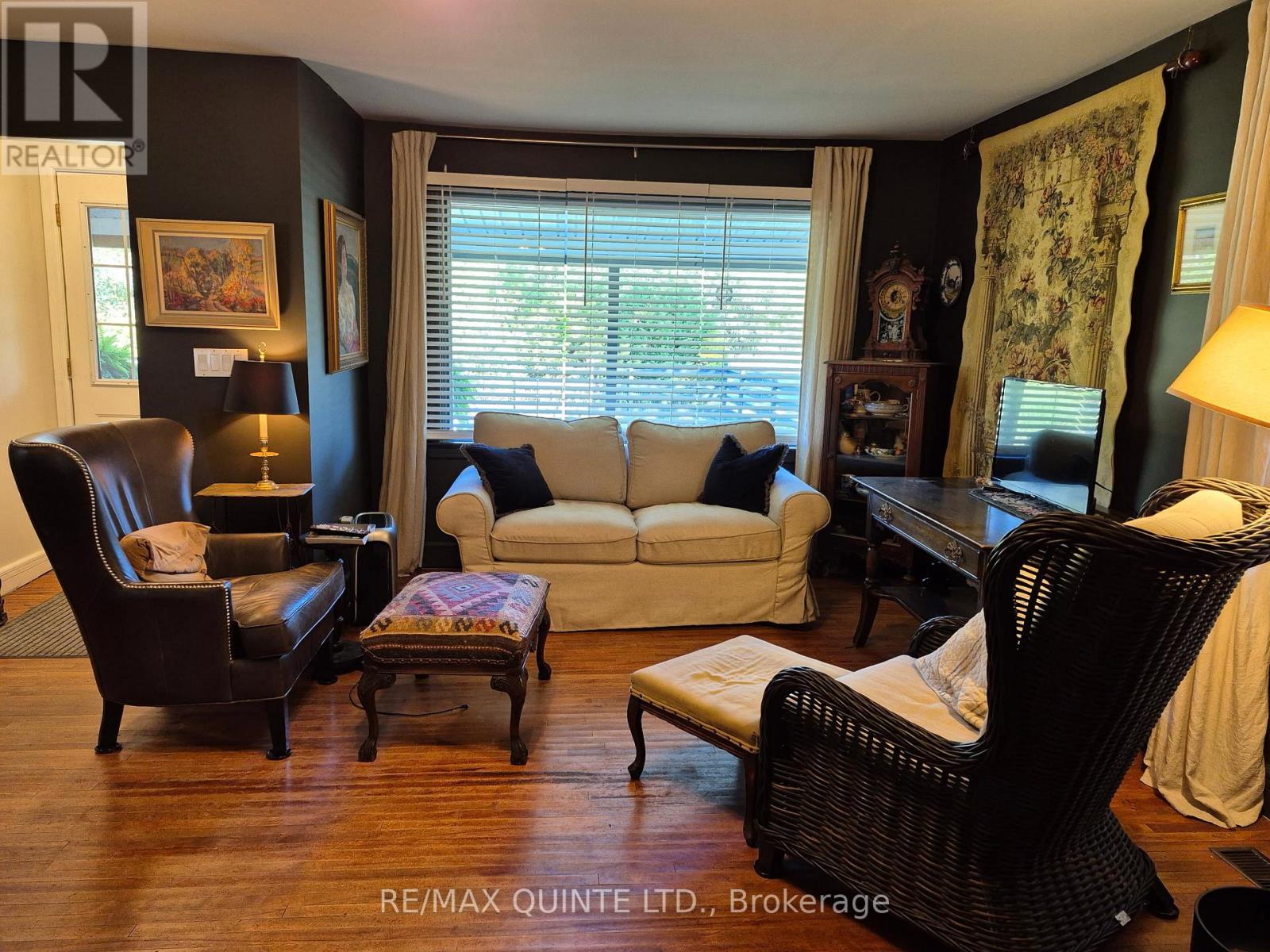 107 Ashley Street, Belleville, Ontario  K0K 2B0 - Photo 7 - X12443998