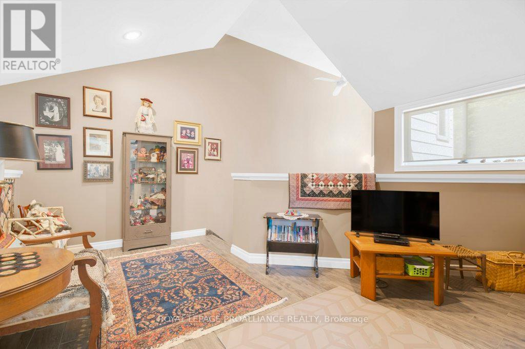 563 Flying Club Road, Quinte West, Ontario  K0K 3E0 - Photo 24 - X12444070