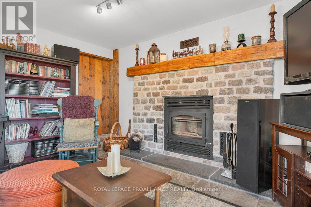 563 Flying Club Road, Quinte West, Ontario  K0K 3E0 - Photo 30 - X12444070