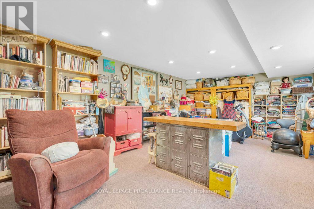 563 Flying Club Road, Quinte West, Ontario  K0K 3E0 - Photo 33 - X12444070