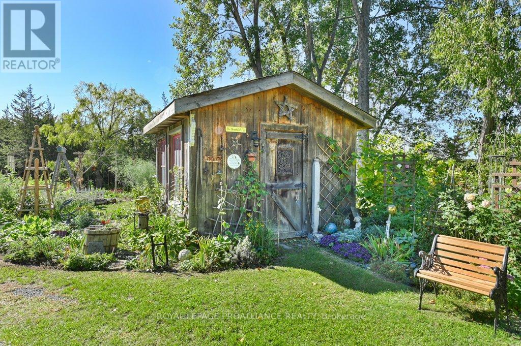 563 Flying Club Road, Quinte West, Ontario  K0K 3E0 - Photo 37 - X12444070