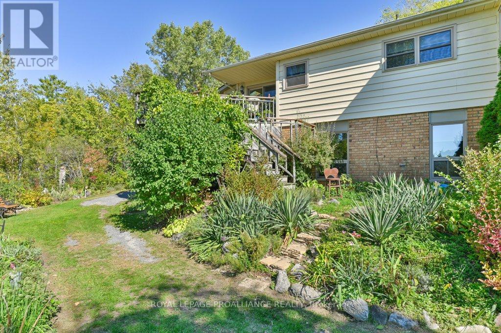 563 Flying Club Road, Quinte West, Ontario  K0K 3E0 - Photo 39 - X12444070