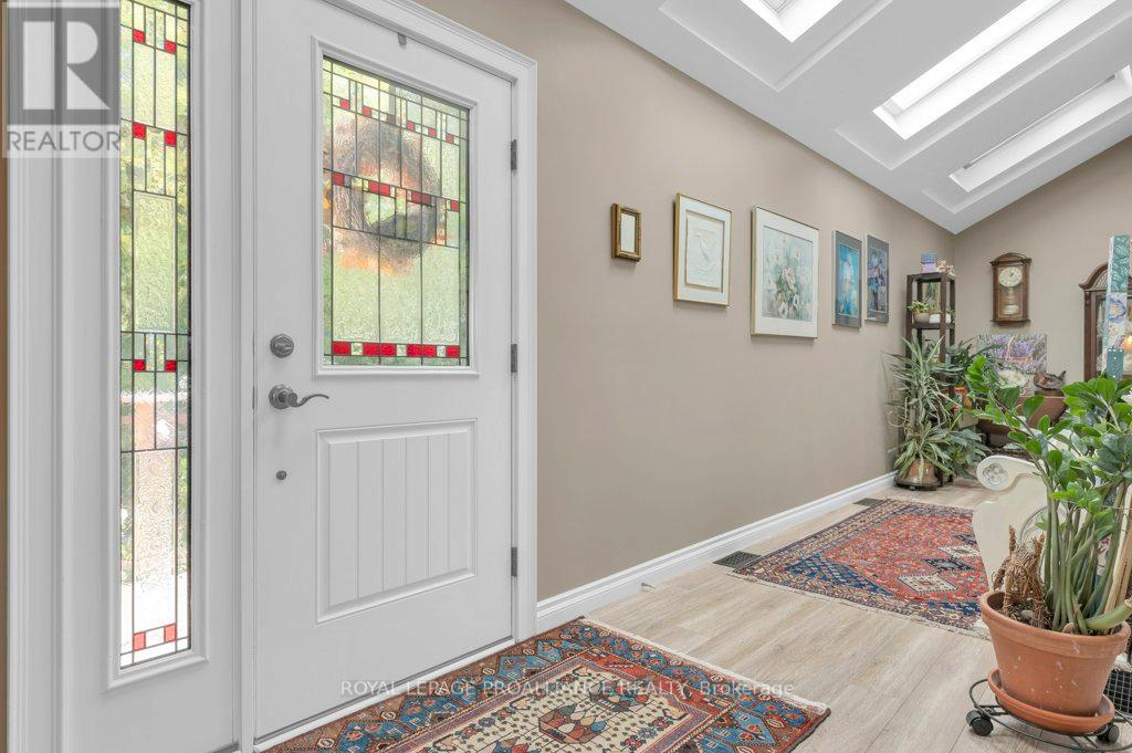 563 Flying Club Road, Quinte West, Ontario  K0K 3E0 - Photo 6 - X12444070