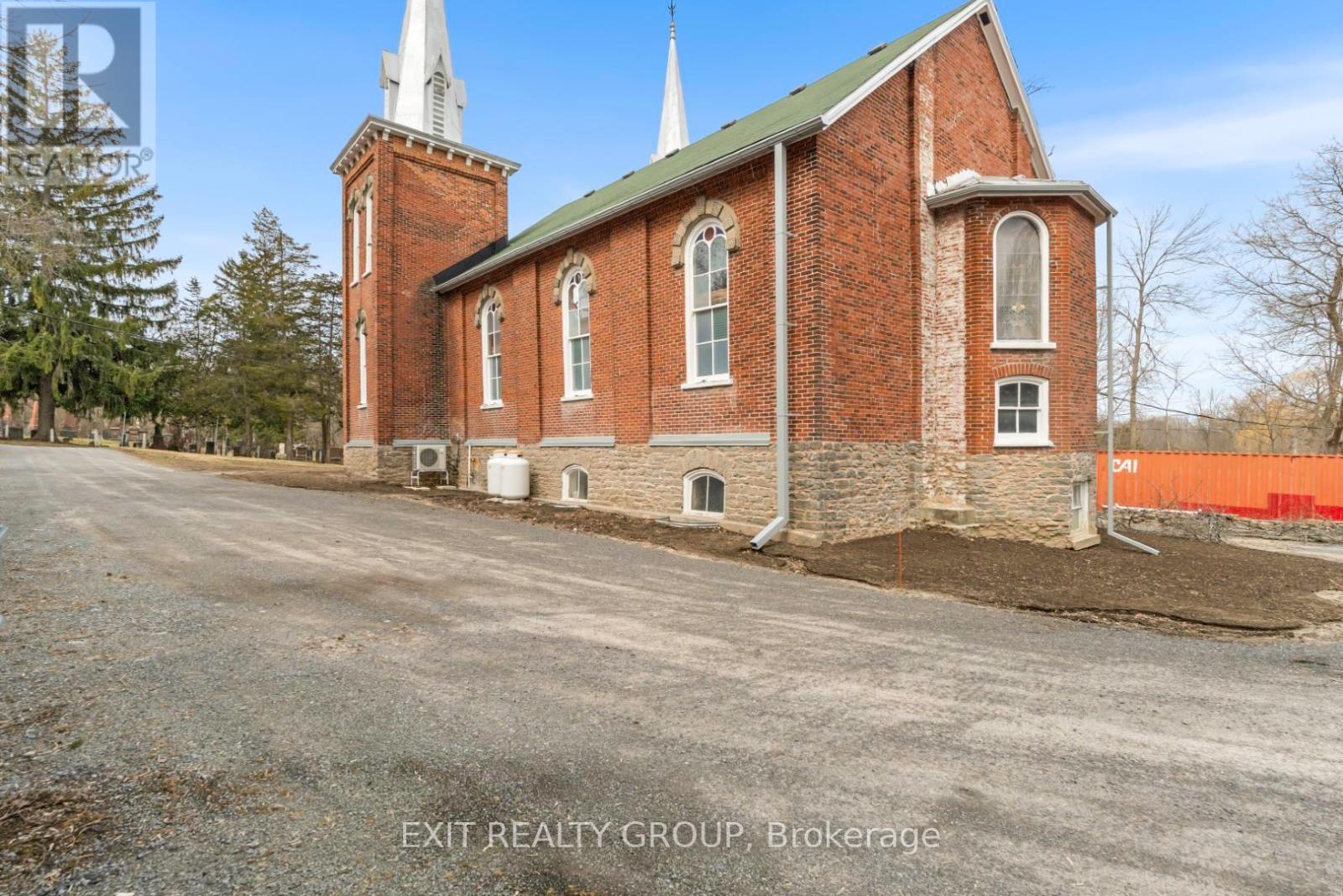 44 Union Road, Prince Edward County, Ontario  K8N 4Z7 - Photo 11 - X12444073