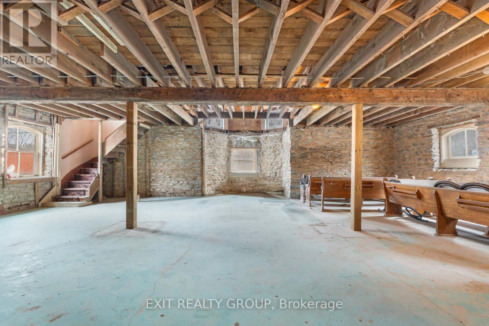 44 Union Road, Prince Edward County, Ontario  K8N 4Z7 - Photo 27 - X12444073