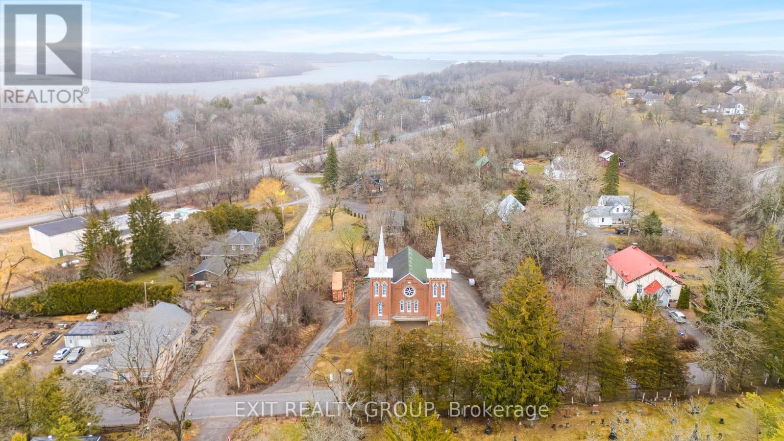 44 Union Road, Prince Edward County, Ontario  K8N 4Z7 - Photo 3 - X12444073