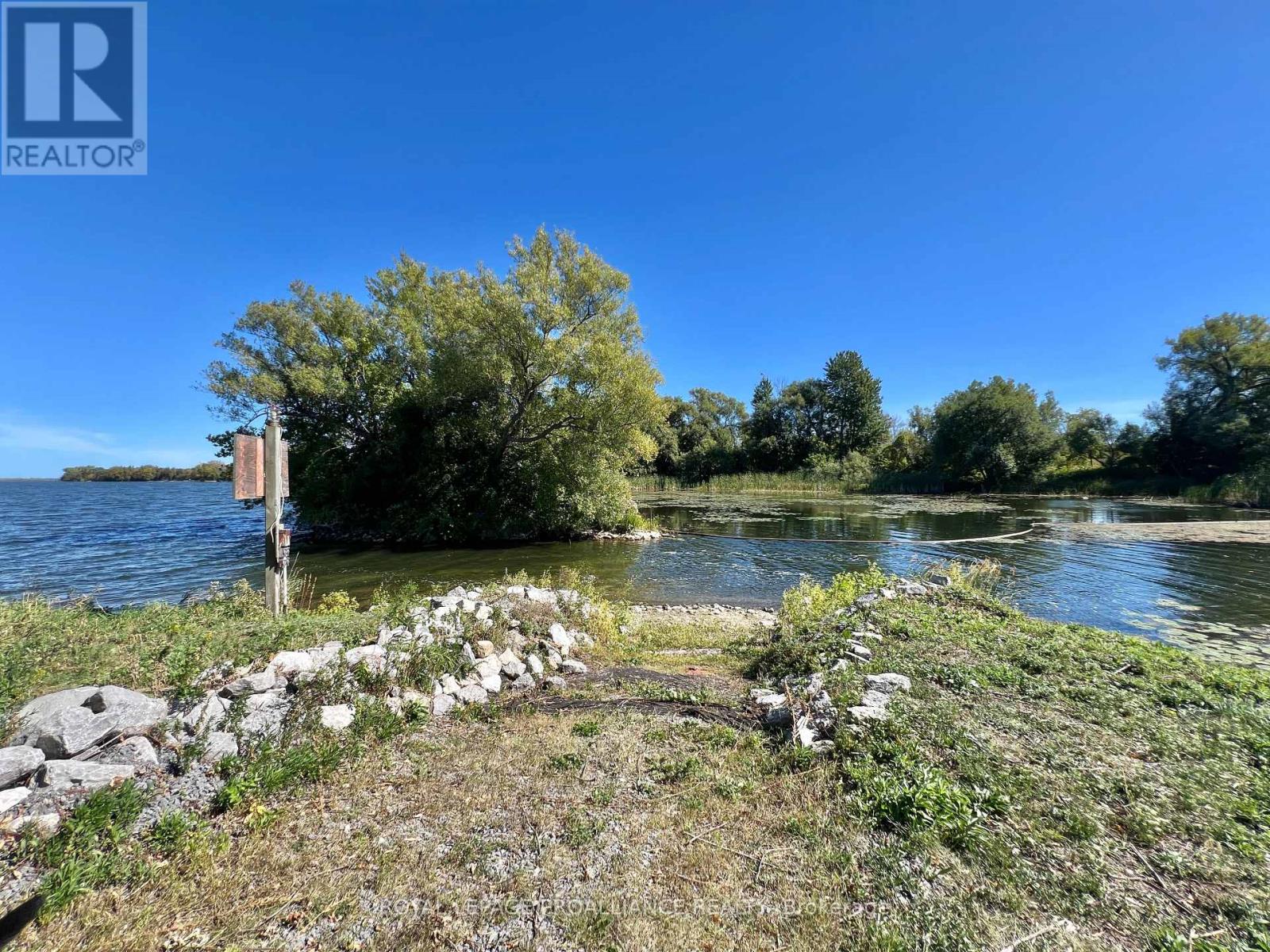 34 Owen Lane, Prince Edward County, Ontario  K0K 1W0 - Photo 40 - X12444226