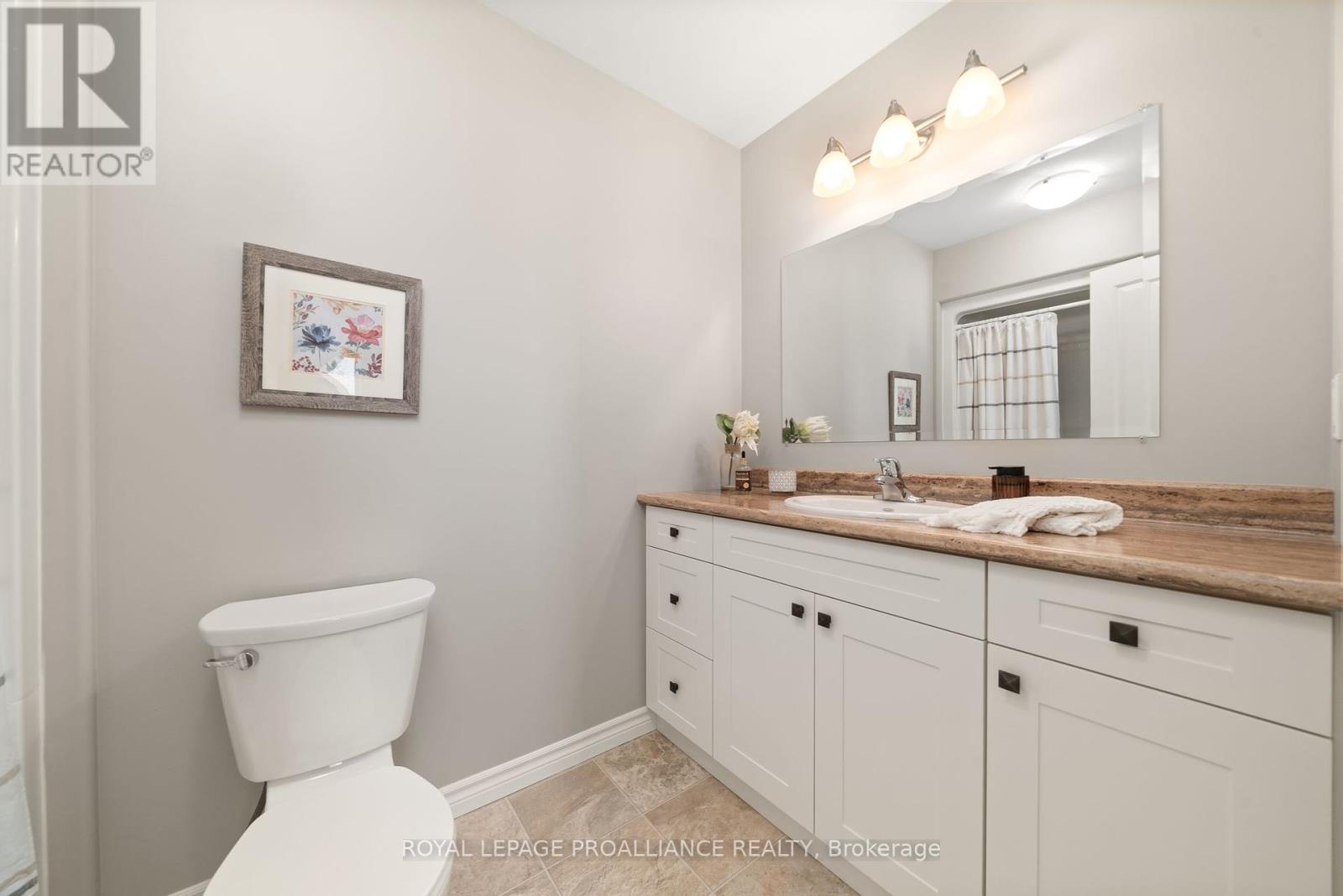 23 Chinook Street, Belleville, Ontario  K8P 0C6 - Photo 25 - X12444299