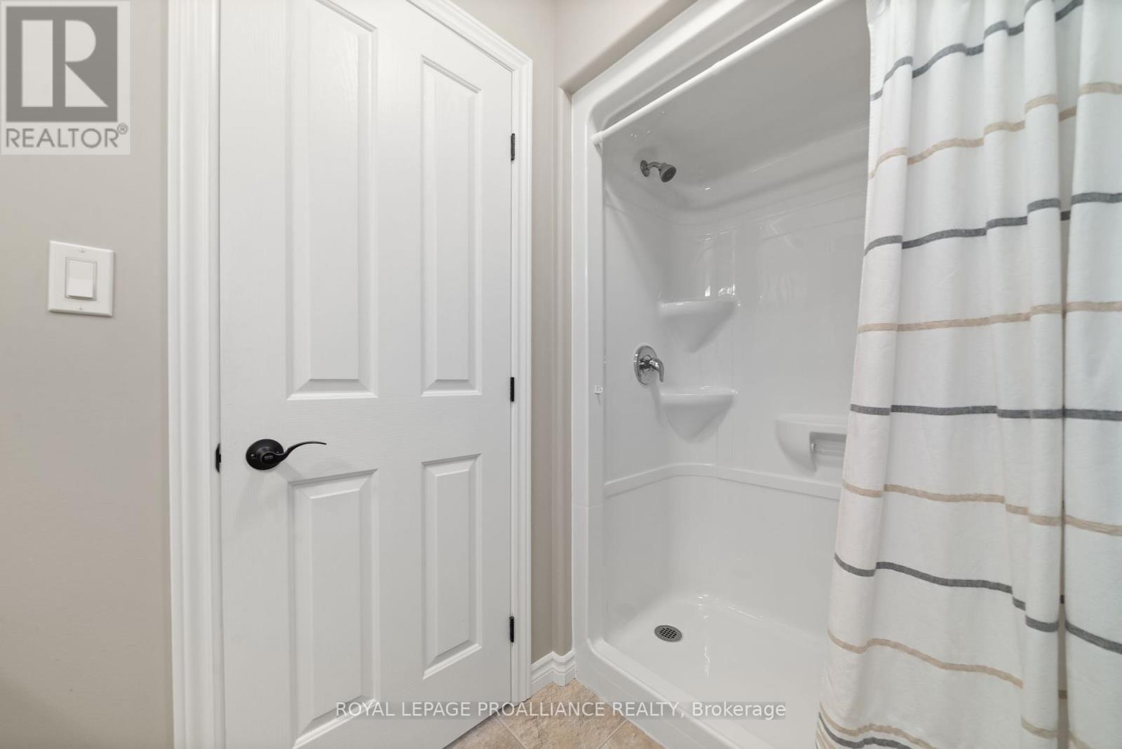 23 Chinook Street, Belleville, Ontario  K8P 0C6 - Photo 26 - X12444299