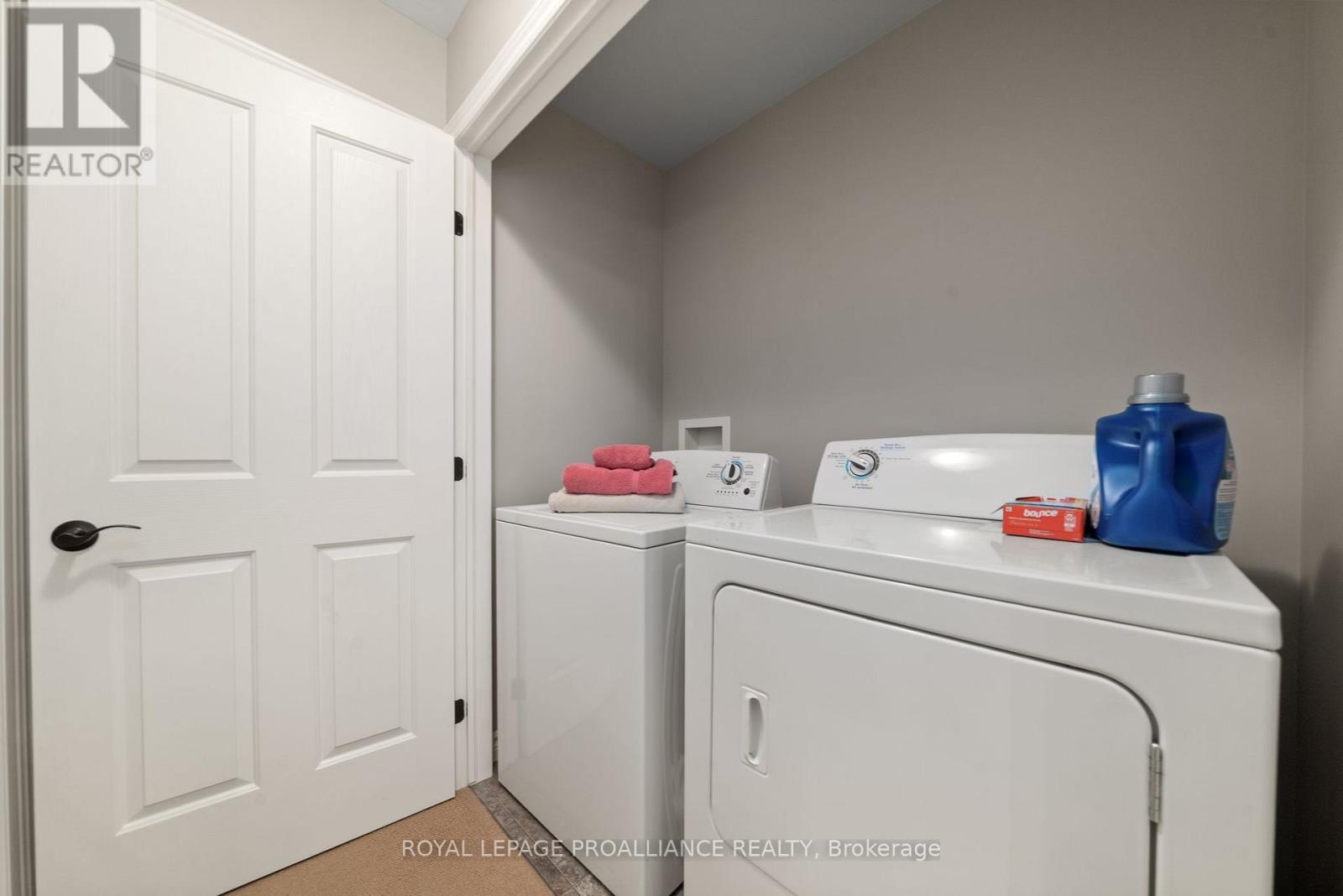 23 Chinook Street, Belleville, Ontario  K8P 0C6 - Photo 29 - X12444299