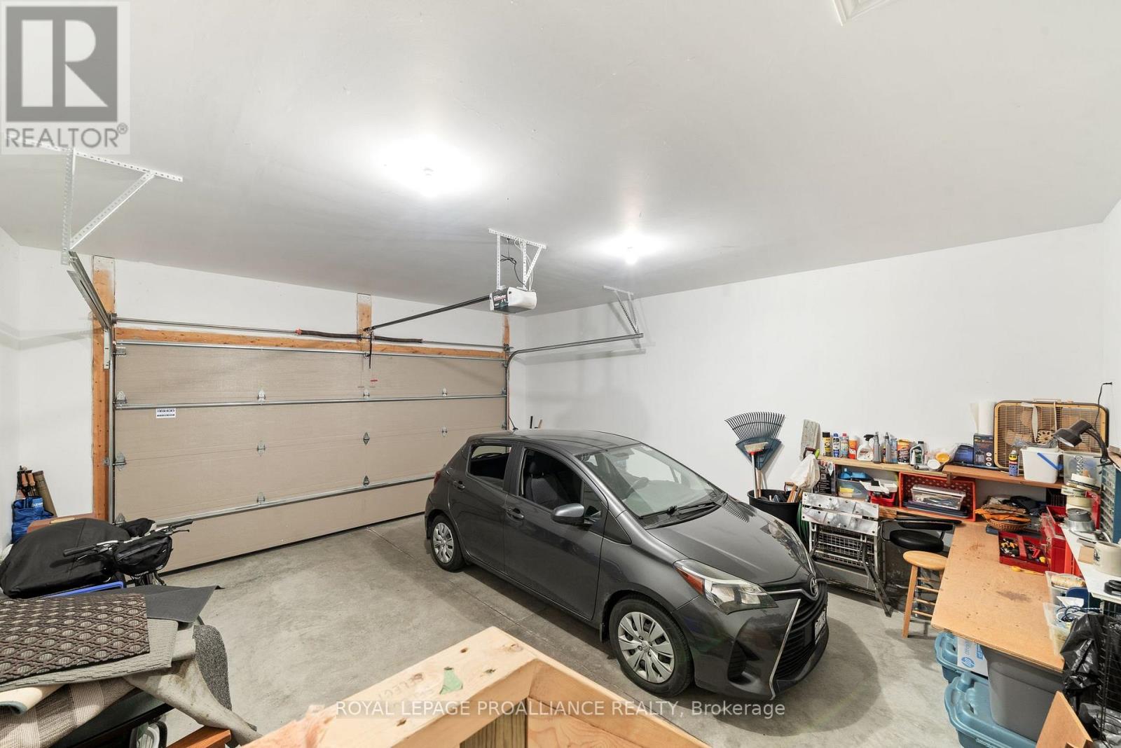 23 Chinook Street, Belleville, Ontario  K8P 0C6 - Photo 36 - X12444299