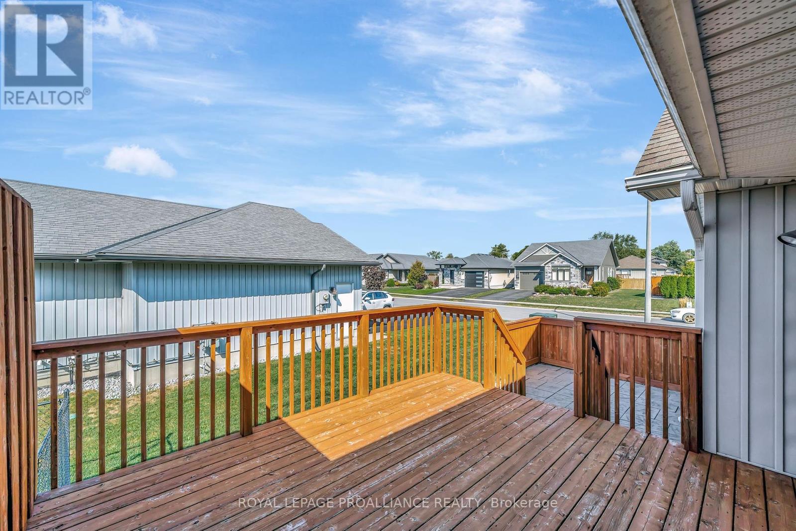 23 Chinook Street, Belleville, Ontario  K8P 0C6 - Photo 38 - X12444299