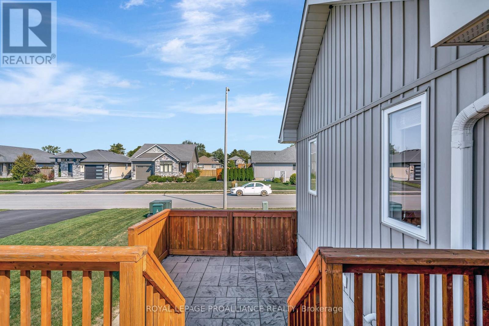 23 Chinook Street, Belleville, Ontario  K8P 0C6 - Photo 39 - X12444299