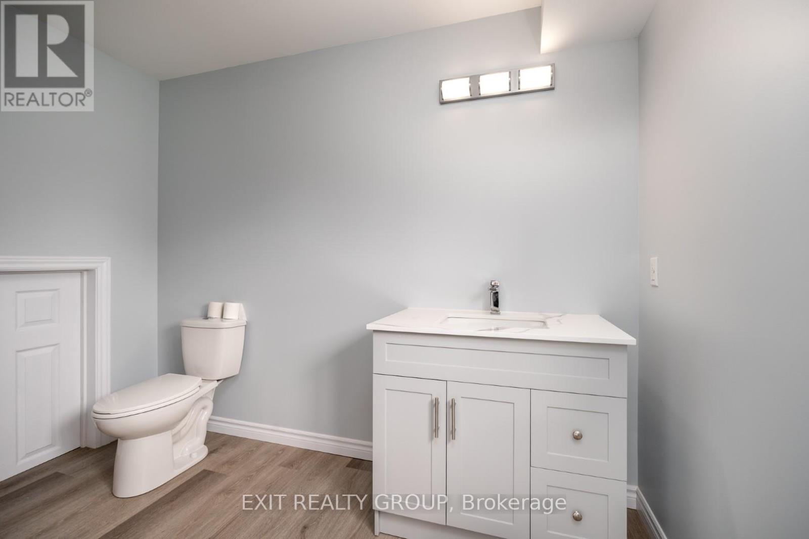 169 East Hungerford Road, Tweed, Ontario  K0K 3J0 - Photo 12 - X12444373