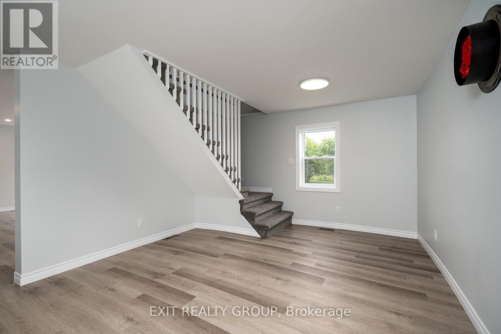 169 East Hungerford Road, Tweed, Ontario  K0K 3J0 - Photo 6 - X12444373