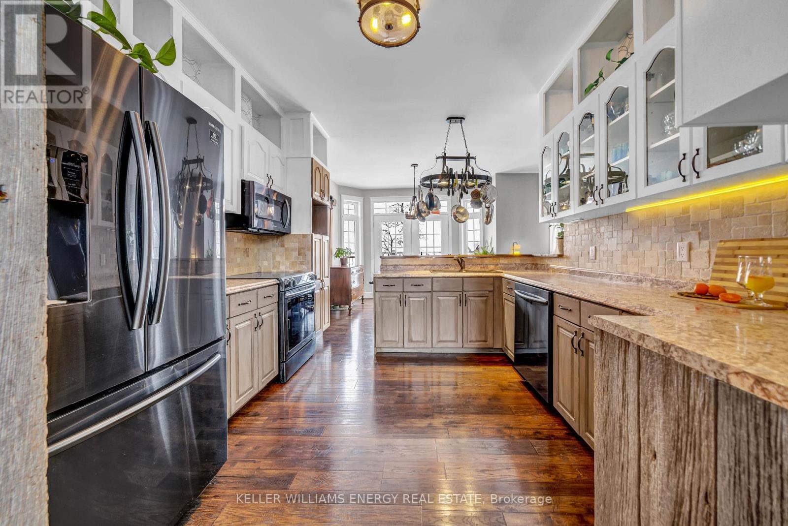 516 Allison Road, Prince Edward County, Ontario  K0K 1W0 - Photo 12 - X12444779