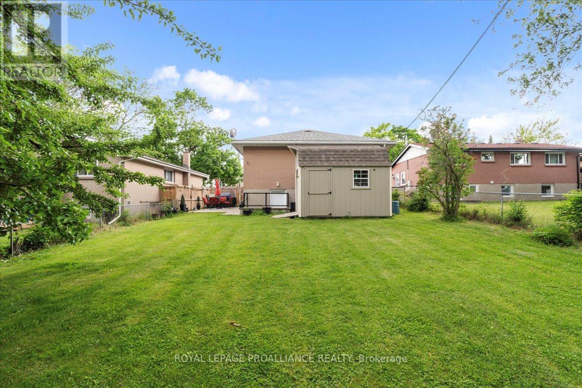 23 Alfred Drive, Belleville, Ontario  K8N 4M6 - Photo 28 - X12445691