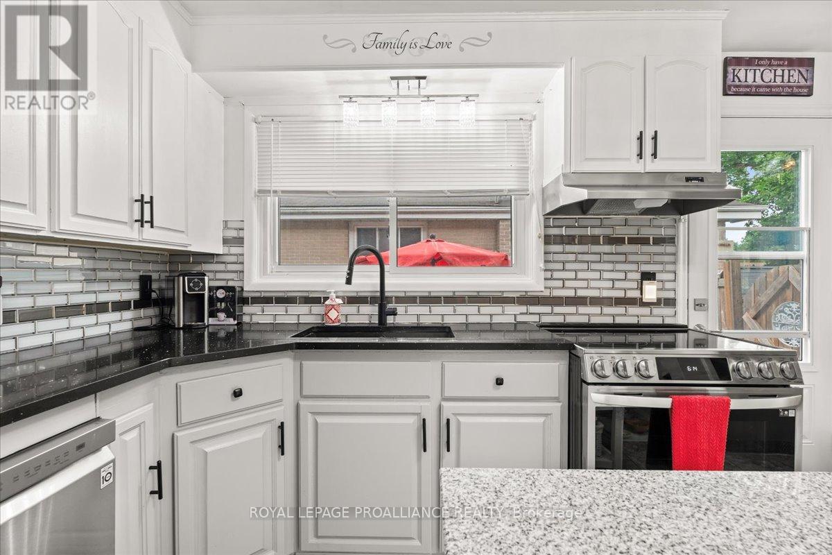 23 Alfred Drive, Belleville, Ontario  K8N 4M6 - Photo 3 - X12445691
