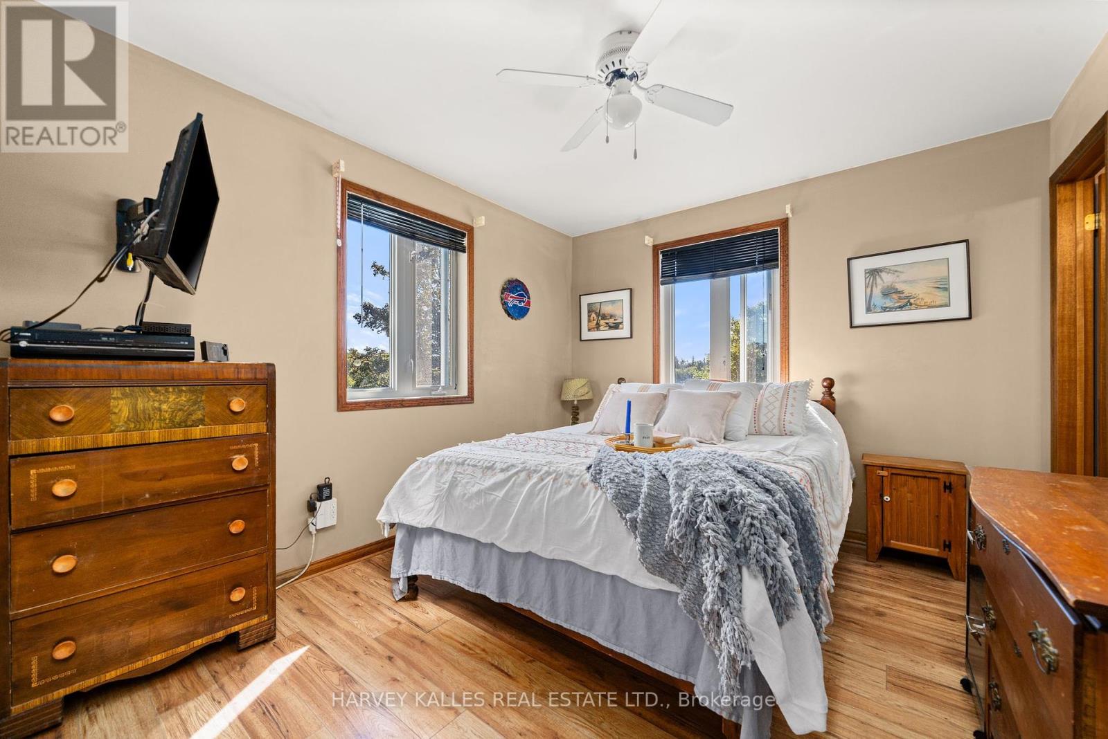 198 Welbanks Road, Prince Edward County, Ontario  K0K 1P0 - Photo 20 - X12446517