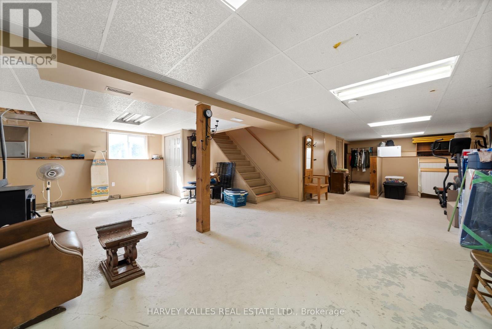 198 Welbanks Road, Prince Edward County, Ontario  K0K 1P0 - Photo 25 - X12446517