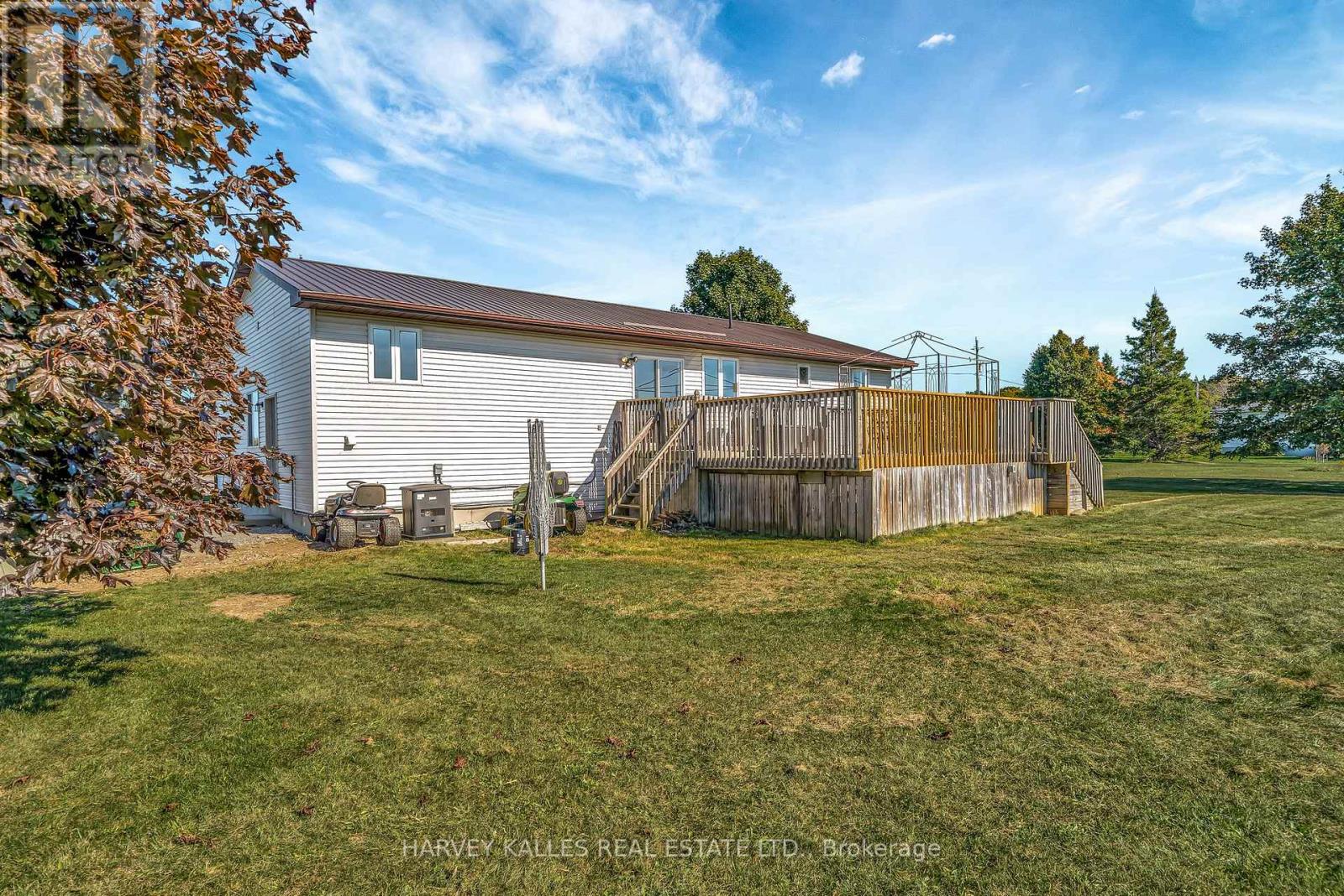 198 Welbanks Road, Prince Edward County, Ontario  K0K 1P0 - Photo 29 - X12446517