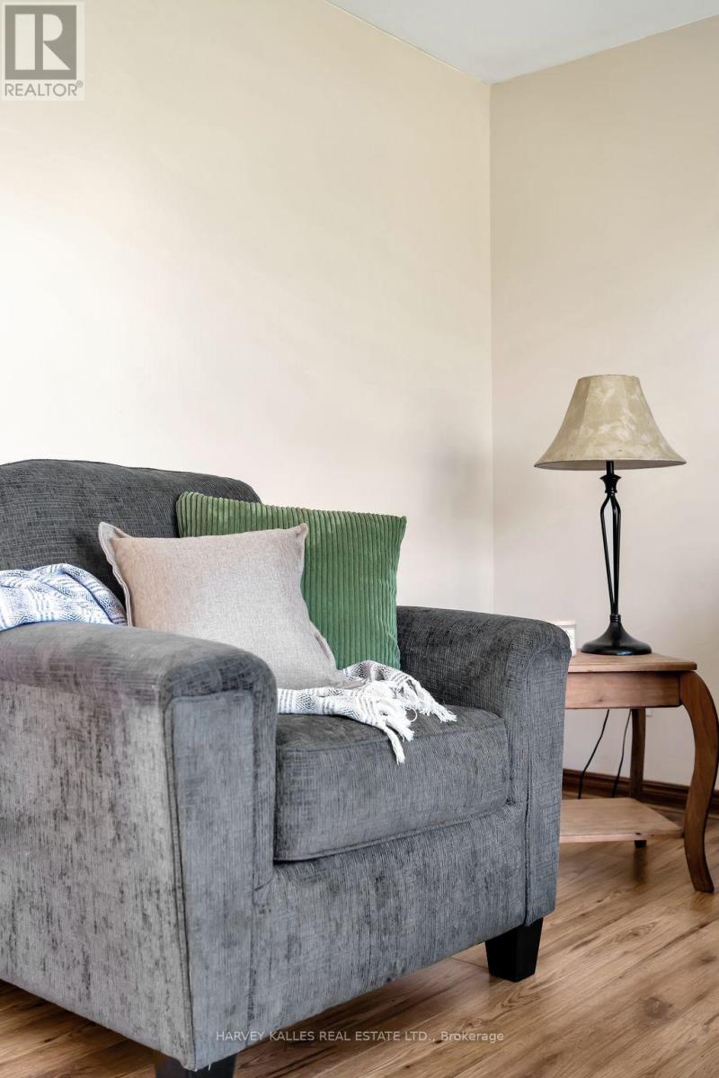 198 Welbanks Road, Prince Edward County, Ontario  K0K 1P0 - Photo 5 - X12446517