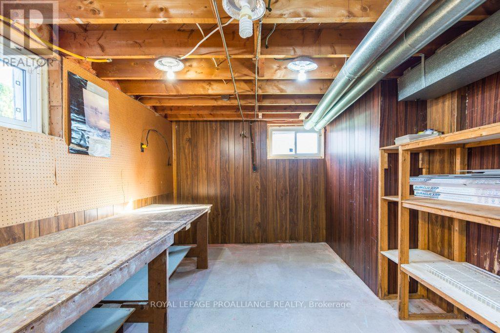 18 Holmes Road, Belleville, Ontario  K8P 4G6 - Photo 25 - X12446837