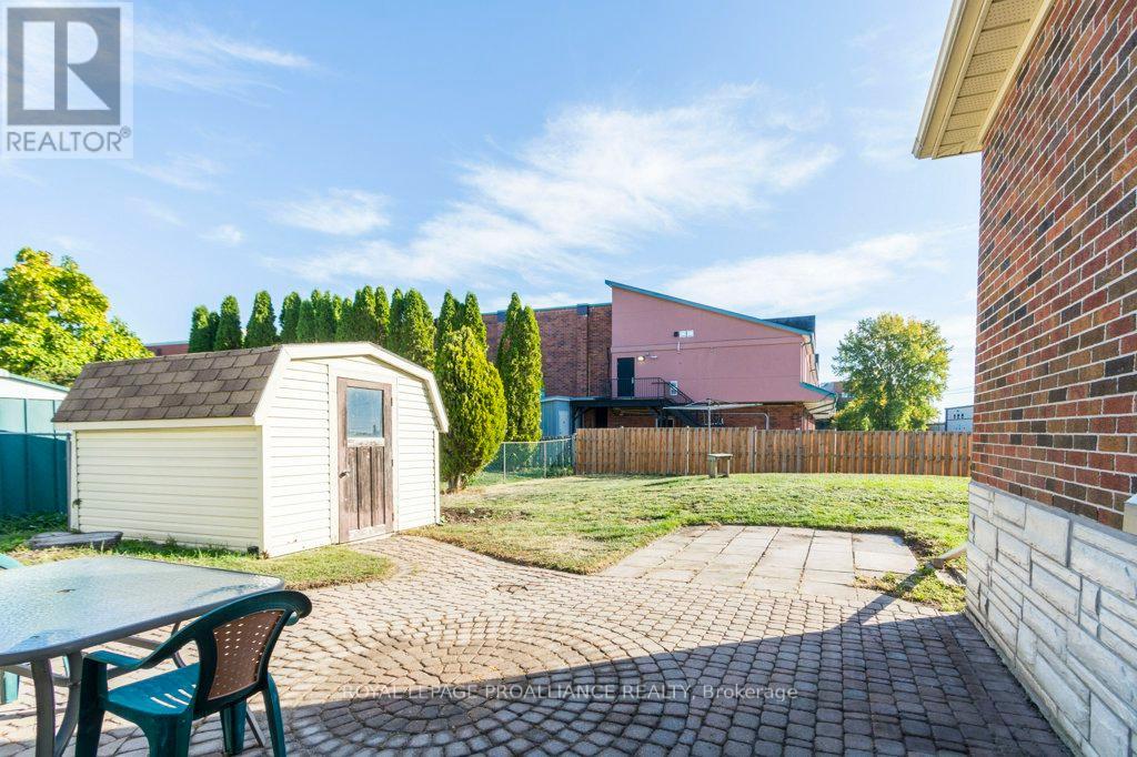 18 Holmes Road, Belleville, Ontario  K8P 4G6 - Photo 26 - X12446837