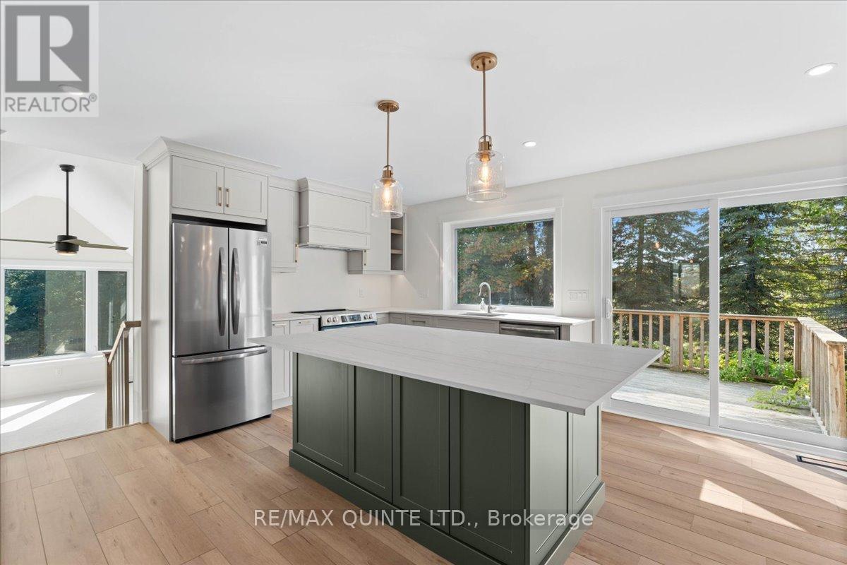 1501 County Road 12 Road, Prince Edward County, Ontario  K0K 2T0 - Photo 5 - X12447336