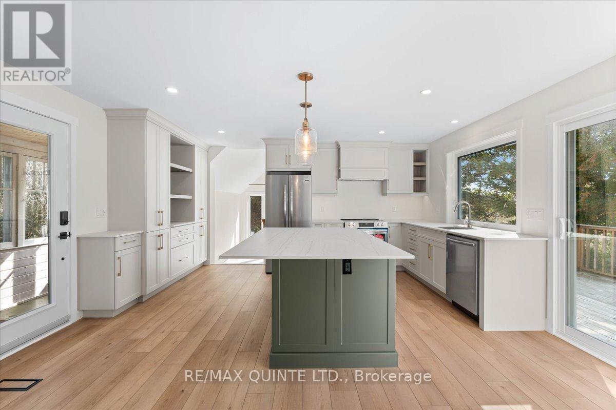 1501 County Road 12 Road, Prince Edward County, Ontario  K0K 2T0 - Photo 6 - X12447336