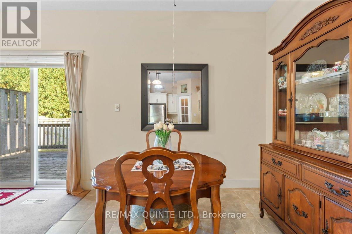 23 - 1 Rosemary Court, Prince Edward County, Ontario  K0K 2T0 - Photo 15 - X12449029