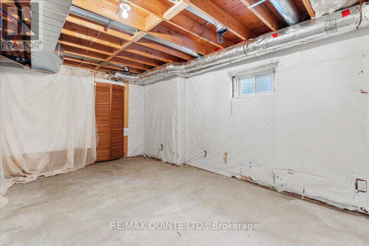 23 - 1 Rosemary Court, Prince Edward County, Ontario  K0K 2T0 - Photo 31 - X12449029