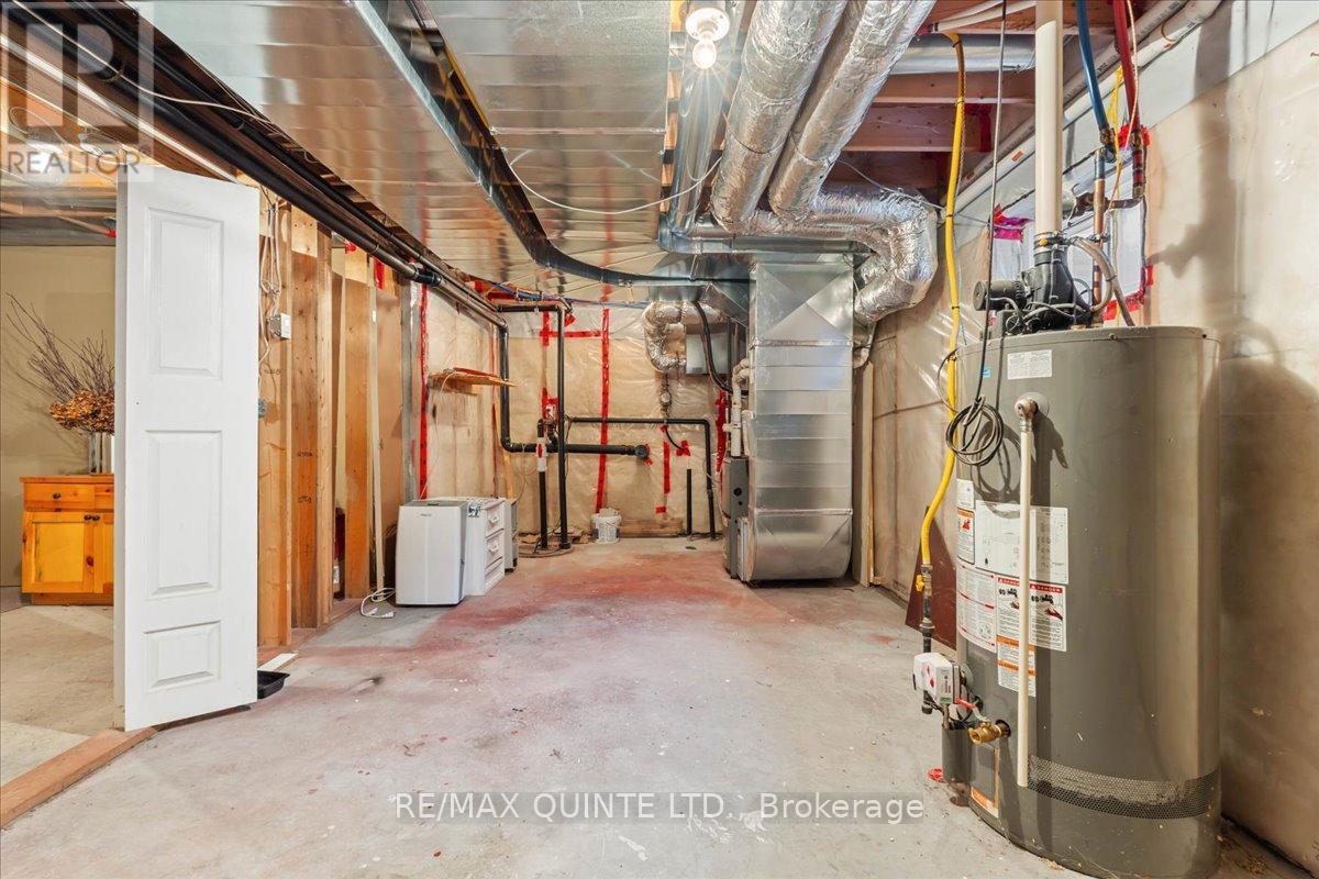 23 - 1 Rosemary Court, Prince Edward County, Ontario  K0K 2T0 - Photo 34 - X12449029