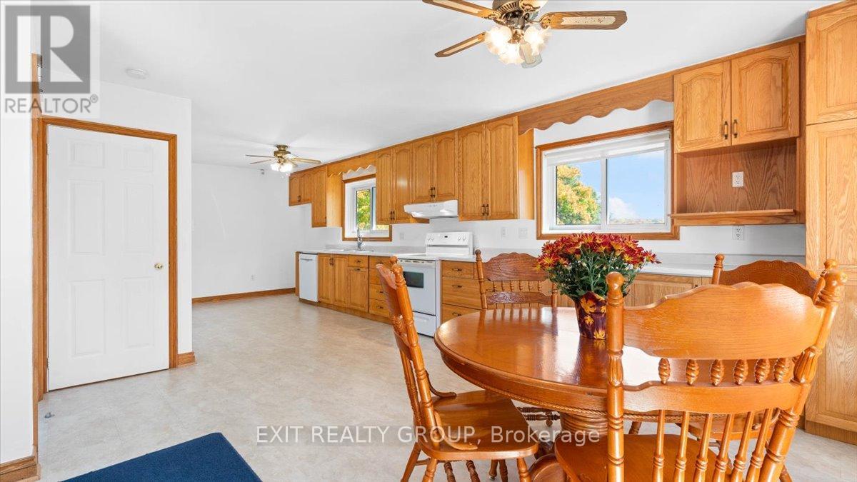 654 Fish And Game Club Road, Quinte West, Ontario  K0K 2C0 - Photo 14 - X12451844